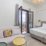 Amalthia Luxury *