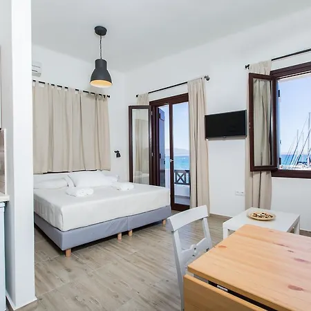 アパート Amalthia Luxury Naxos City